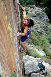 Tony_yao_climbing