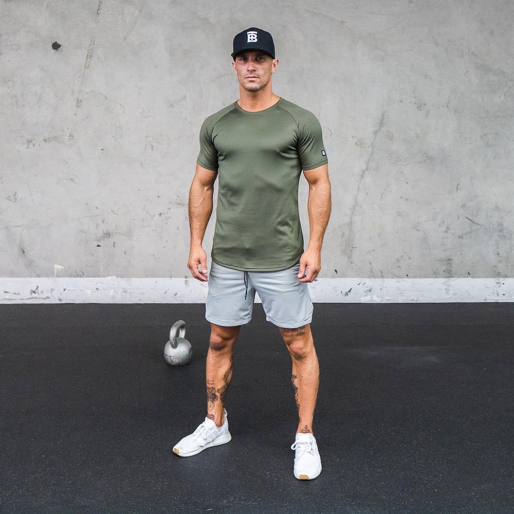 What Are The Best Workout Clothes For Men - Born Tough Blog